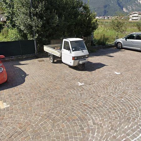 דירות ריבה דל גארדה Pause Lake Garda מראה חיצוני תמונה